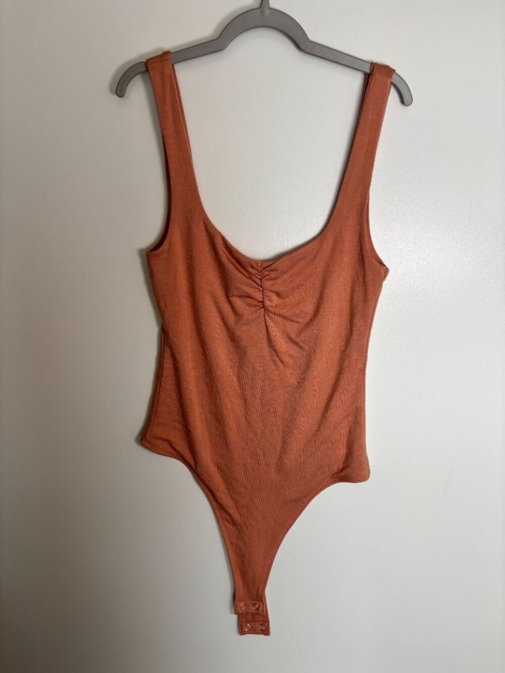 Forever 21 Rust Ruched Bodysuit — Size Small - Picture 3 of 5